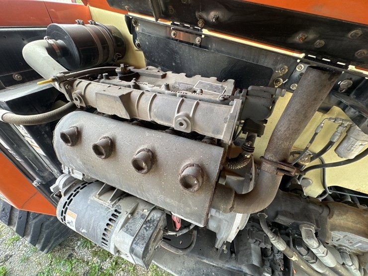2012-jlg-800a-image-10