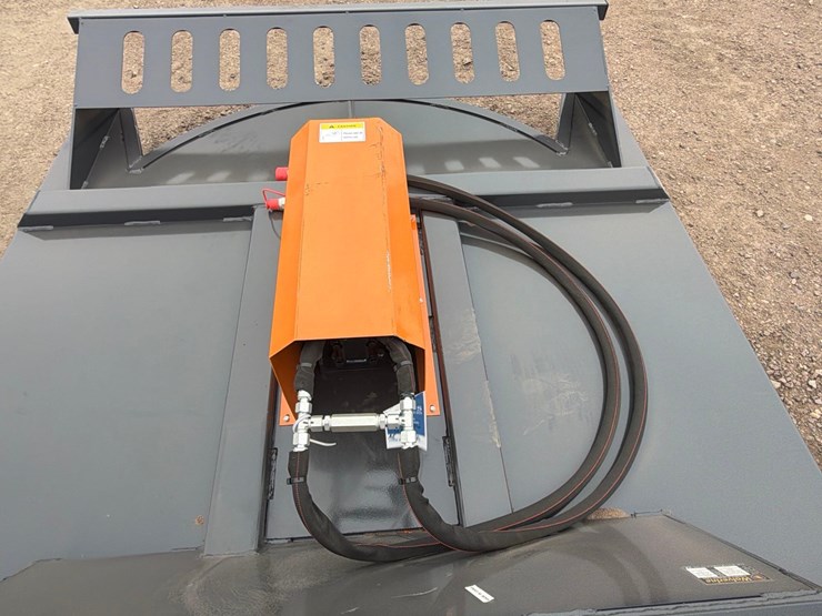 unused-2026-wolverine-bc-13-72w-skid-steer-brush-cutter-image-5