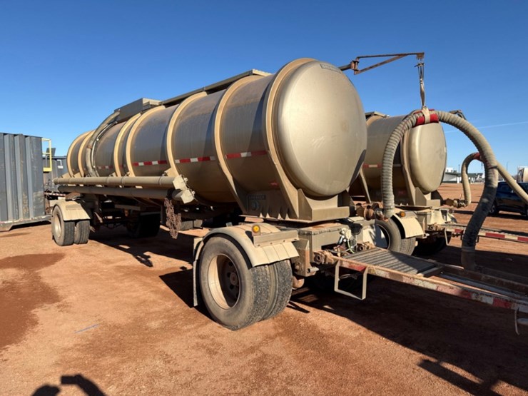 2010-brenner-tank-pup-trailer-image-9