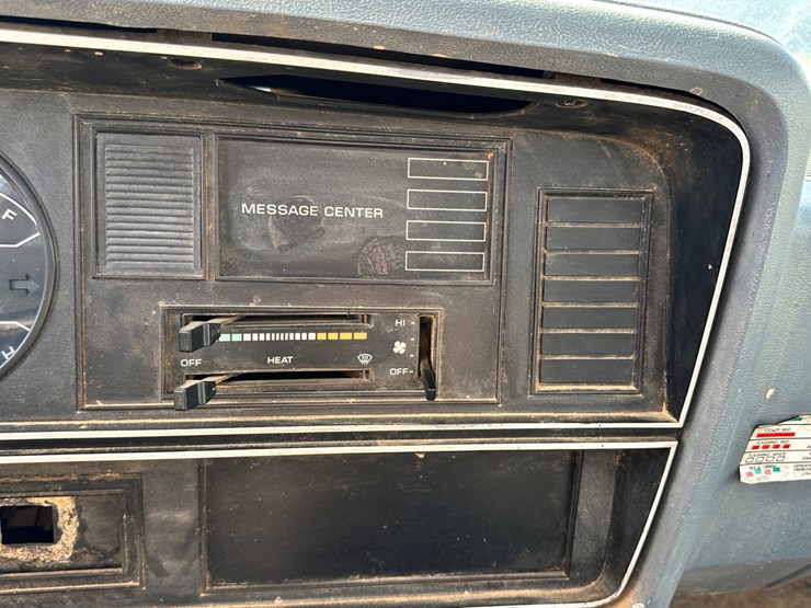 1989-dodge-150-image-47