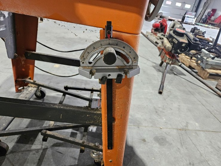 #93-•-rigid-ts3650-10"-cast-iron-table-saw-image-11