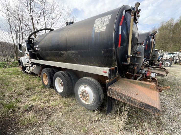 2006-mack-cv713-image-5