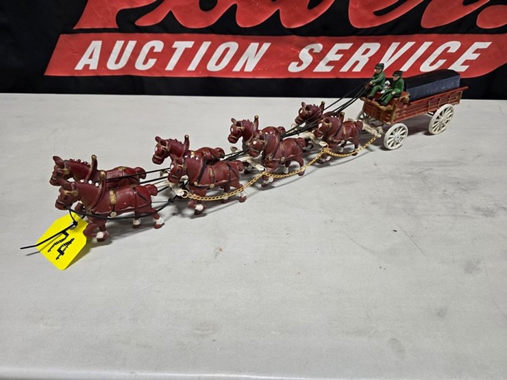 #74-•-budwieser-cast-iron-team-&-wagon-image-2