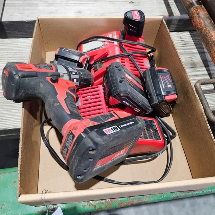 #78 • Milwaukee M18 Drill And Batteries
