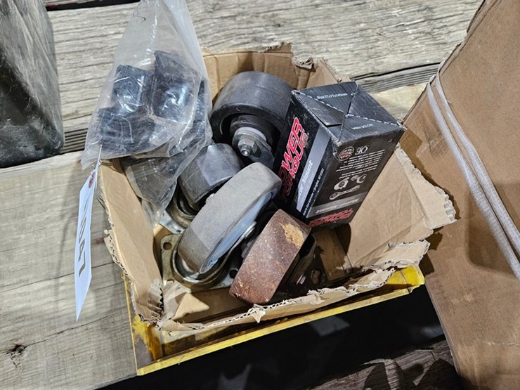 #47-•-box-casters-&-misc-items-image-1