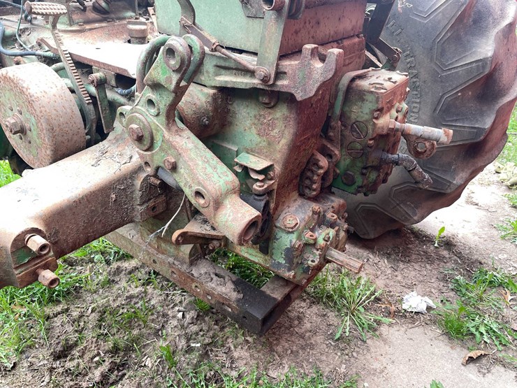 john-deere-720-image-19