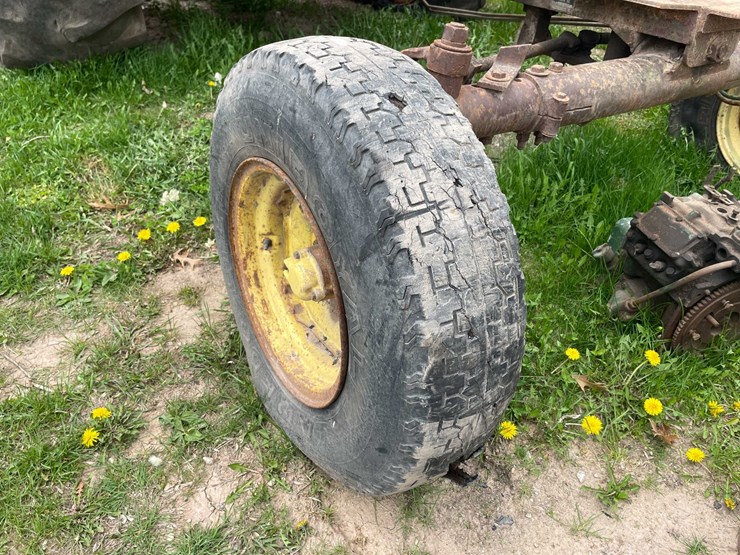 john-deere-720-image-11