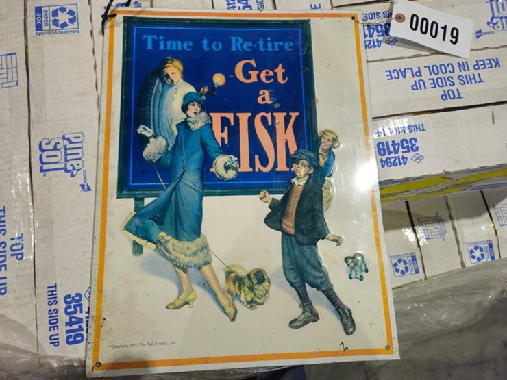 #19-•-fisk-tire-company-sign-image-1