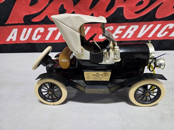 #79-•-mccormick-chevrolet-decanter-image-7