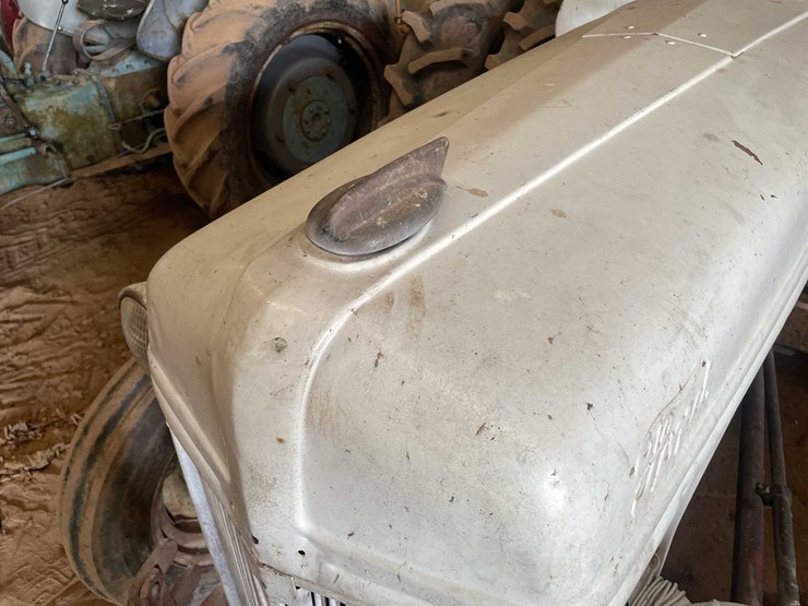 ford-tractor-image-9