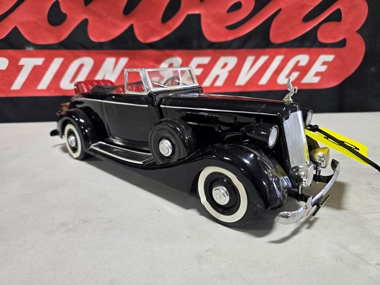 #86-•-macormick-packard-d-decanter-image-8