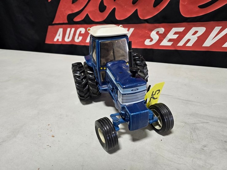 ford-9700-image-9