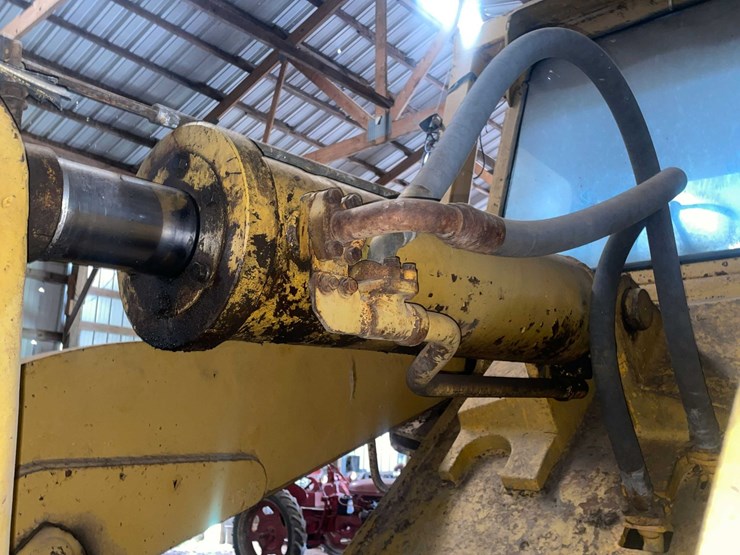 #5557-•-hough-120-payloader-image-11
