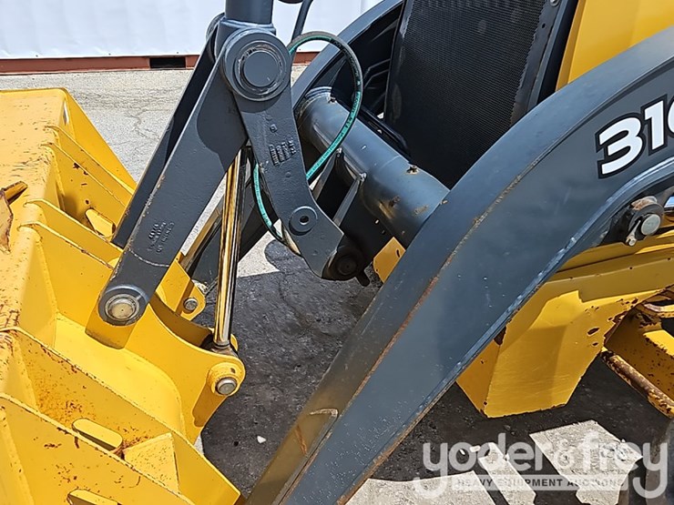 2018-deere-310sl-image-9