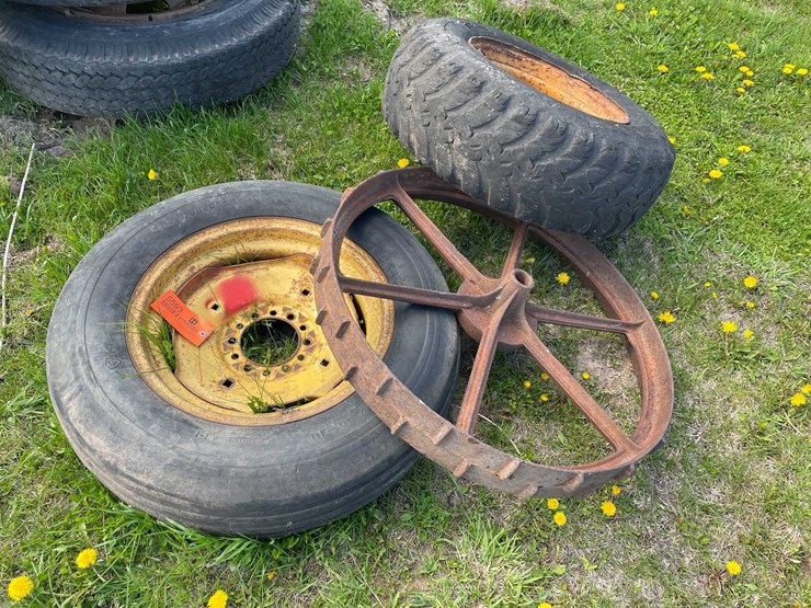 #5593-•-(3)-tires-image-1