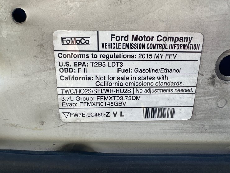 2015-ford-explorer-image-33