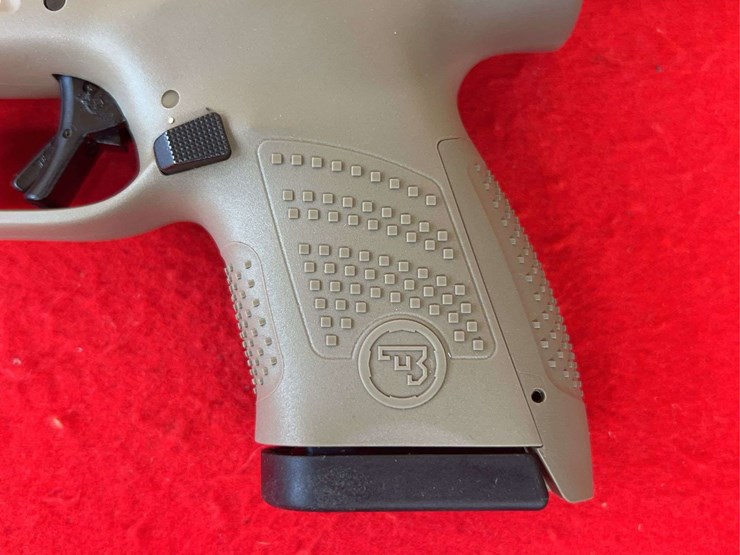 cz-p-10-s-semi-auto-pistol-9mm-image-9