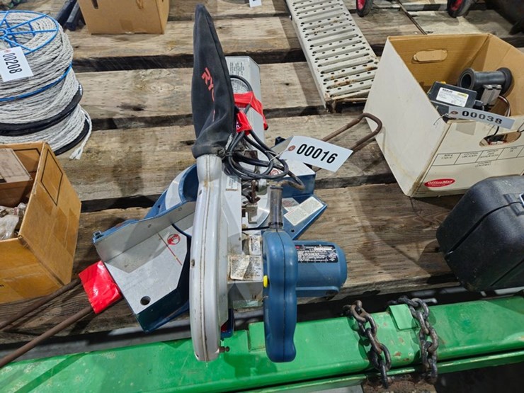 #16-•-ryobi-tss200-8-1/2"-sliding-miter-saw-image-2
