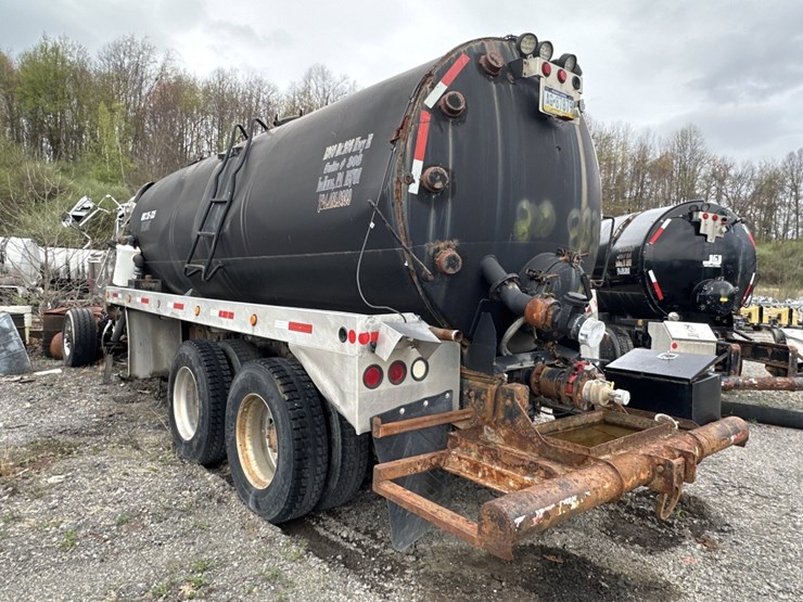 2012-peterbilt-388-image-6