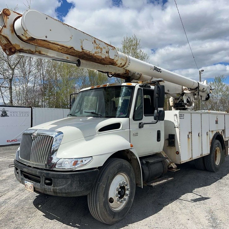 2007 INTERNATIONAL 4300 SBA