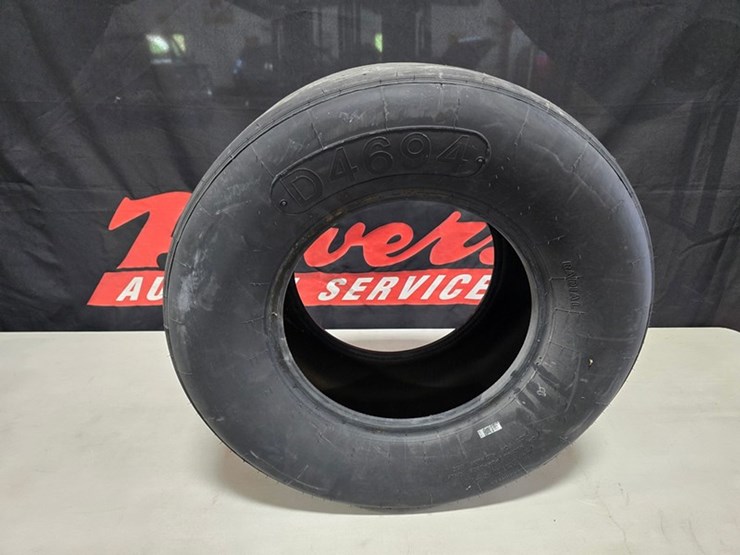 #407-•-goodyear-27.5x12.0-15-tire-image-5