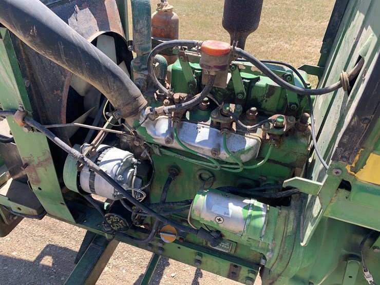 john-deere-850-image-21
