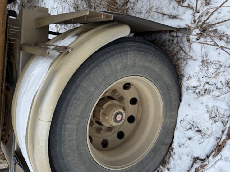 2011-brenner-tank-pup-trailer-image-8