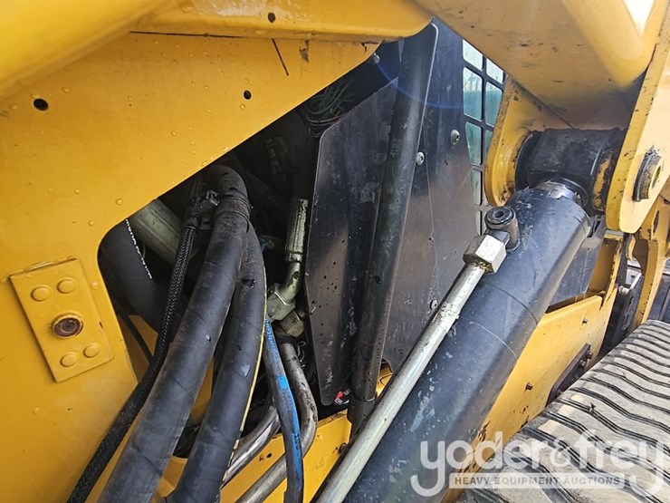2019-caterpillar-289d-image-26