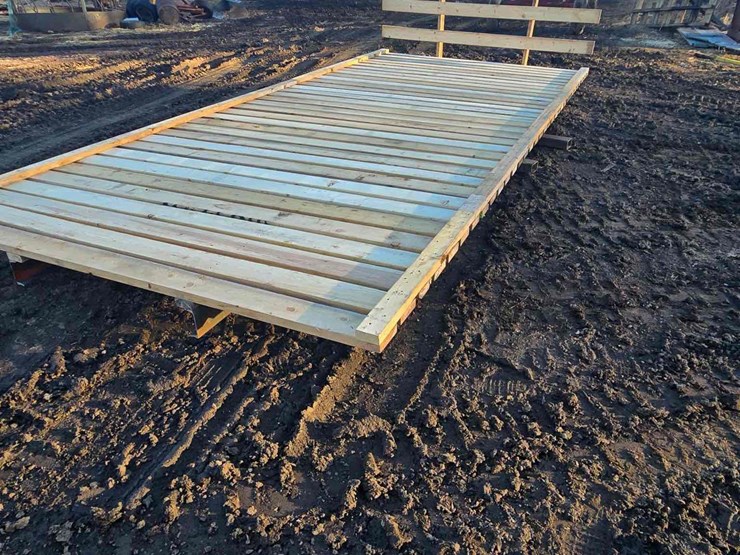 brand-new-8ft-x-20ft-hayrack-image-2