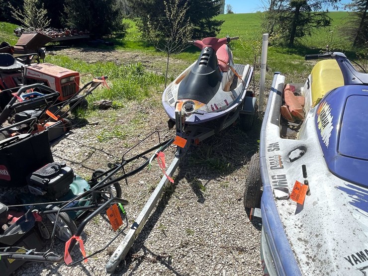 #6995-•-jet-ski-and-trailer-image-1