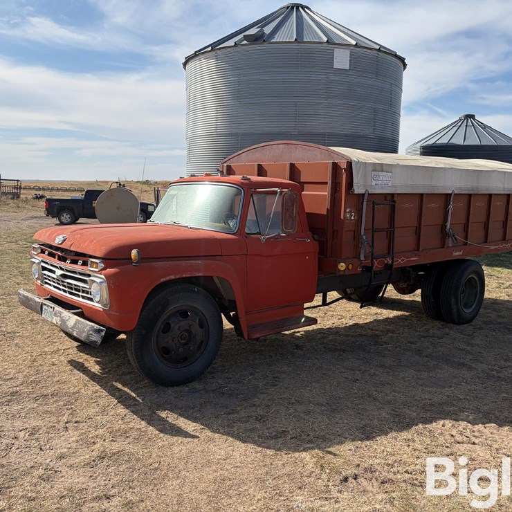1966 FORD F600