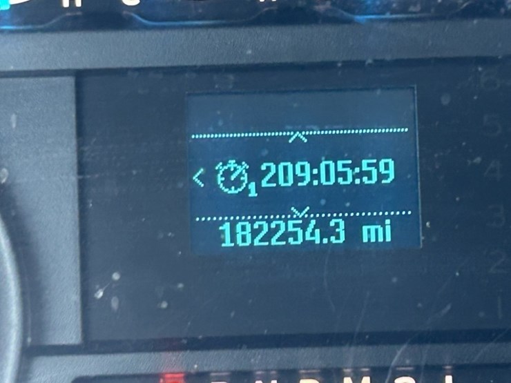 2016-ford-f150-xl-image-26