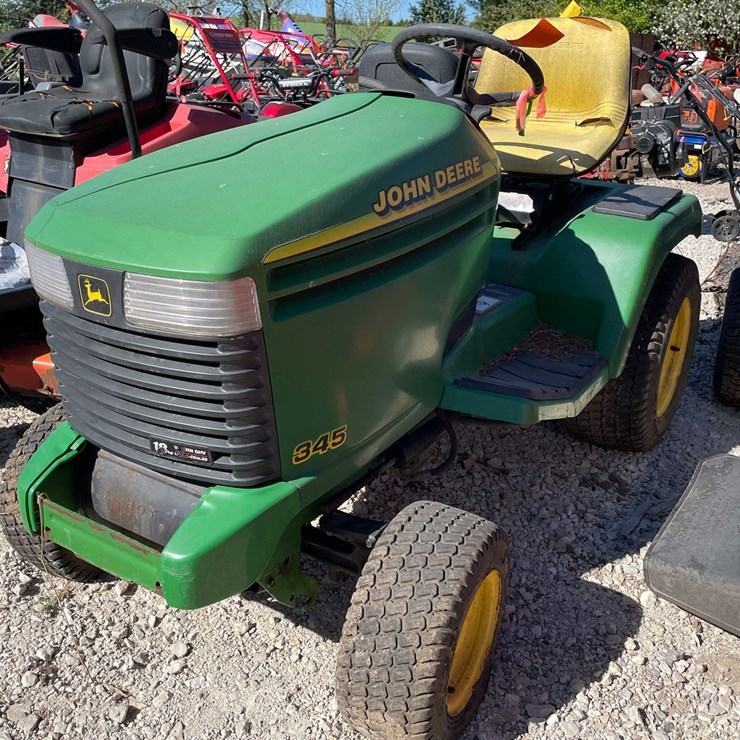 JOHN DEERE 345