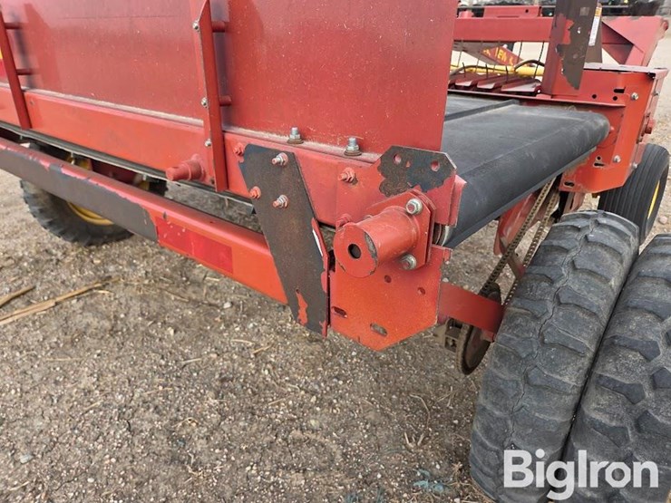 new-holland-166-image-20