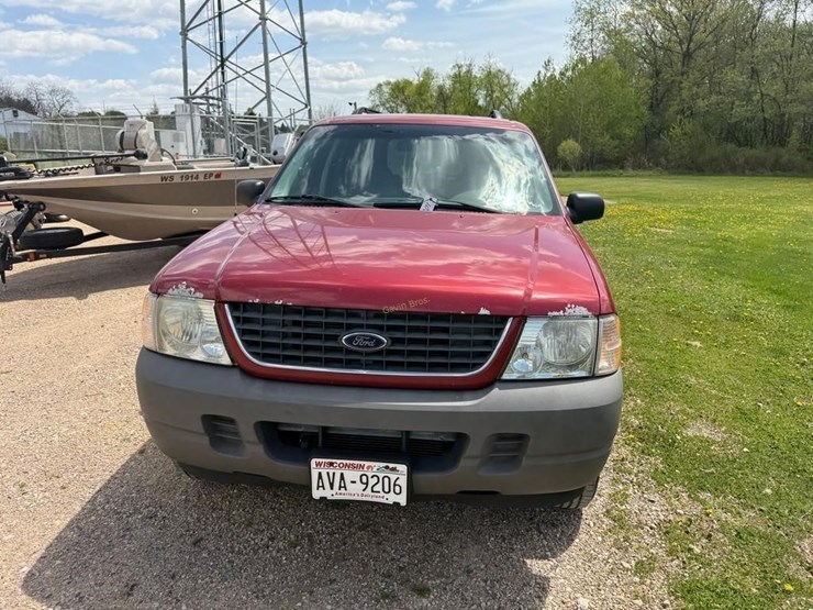 2002-ford-explorer-xls-image-2