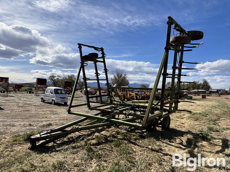 john-deere-e1600-image-1