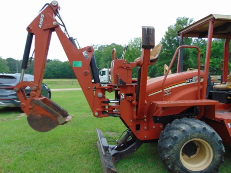 ditch-witch-rt55-image-3