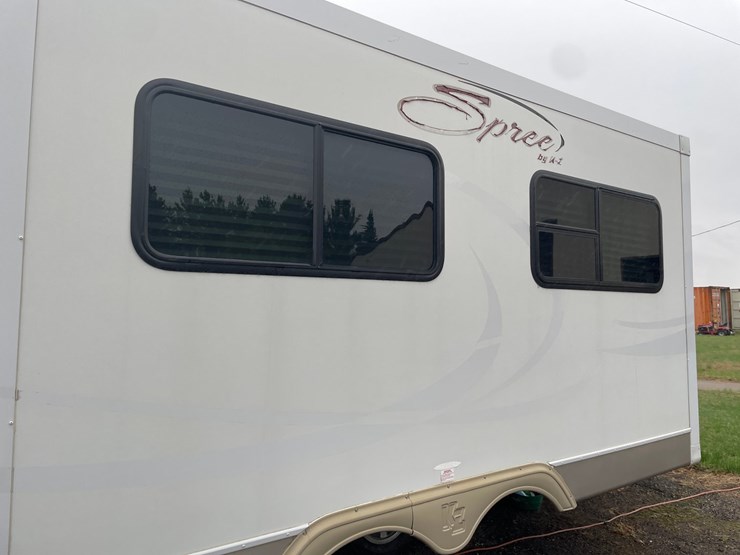 #7050-•-2010-spree-lx-superlite-camper-(has-mn-title)-image-30
