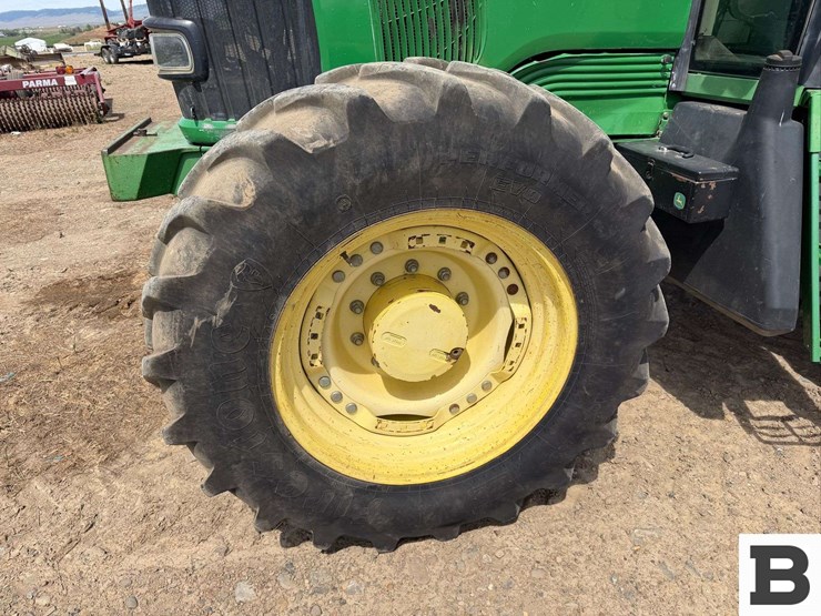 2003-john-deere-7520-image-11