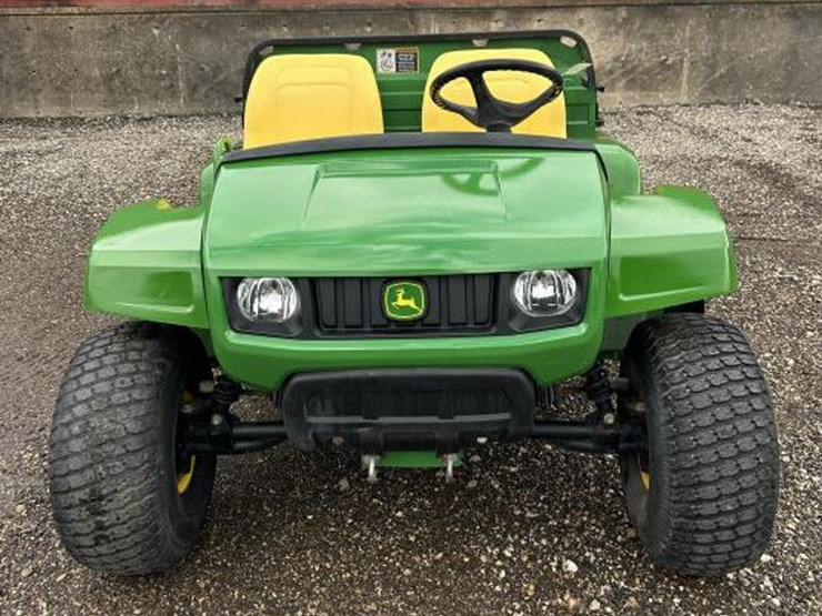 john-deere-gator-th-image-2