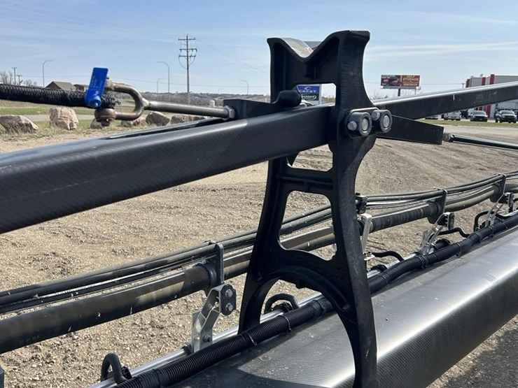 2020-john-deere-r4045-image-118