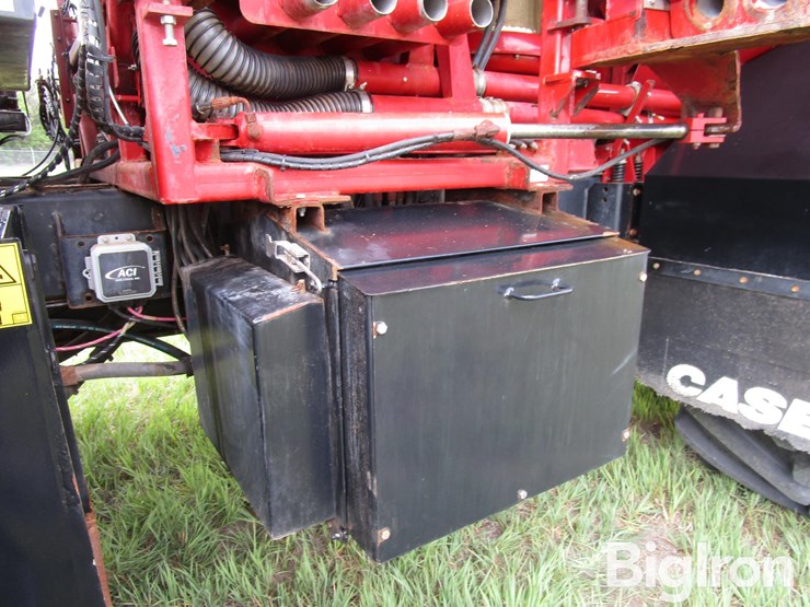 2019-case-ih-titan-4540-image-12