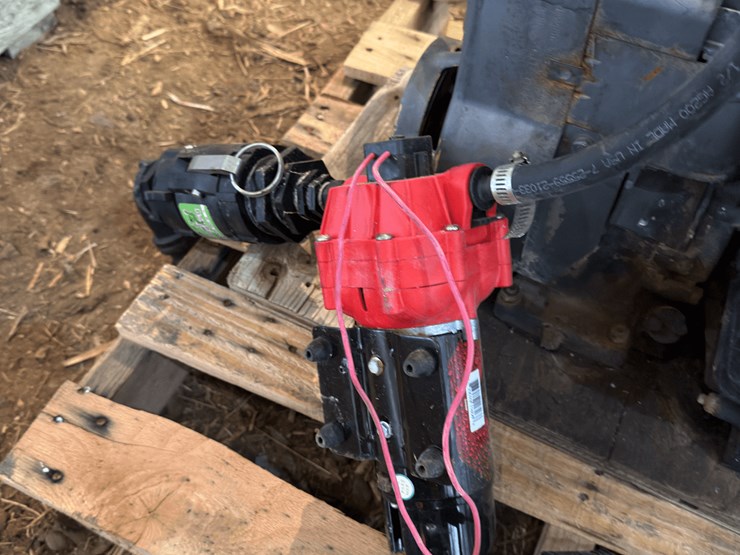 (2)-pumps,-pacer-pump,-12-volt-transfer-pump-image-4