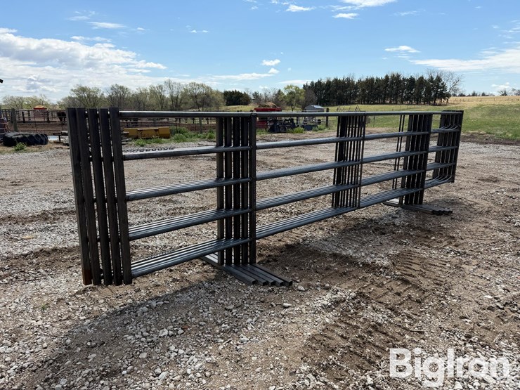 20'-freestanding-livestock-panels-image-7