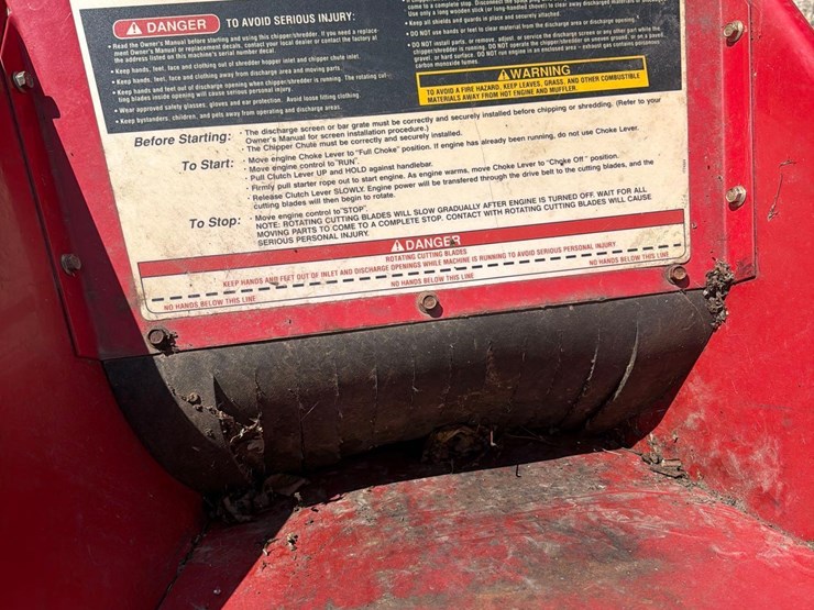 troy-bilt-10hp-wood-chipper/shredder-image-7