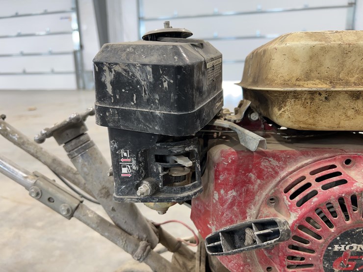 mbw-power-trowel-image-11
