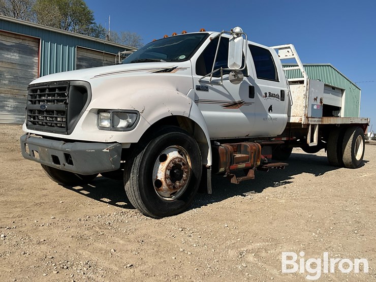 2000-ford-f650-image-1
