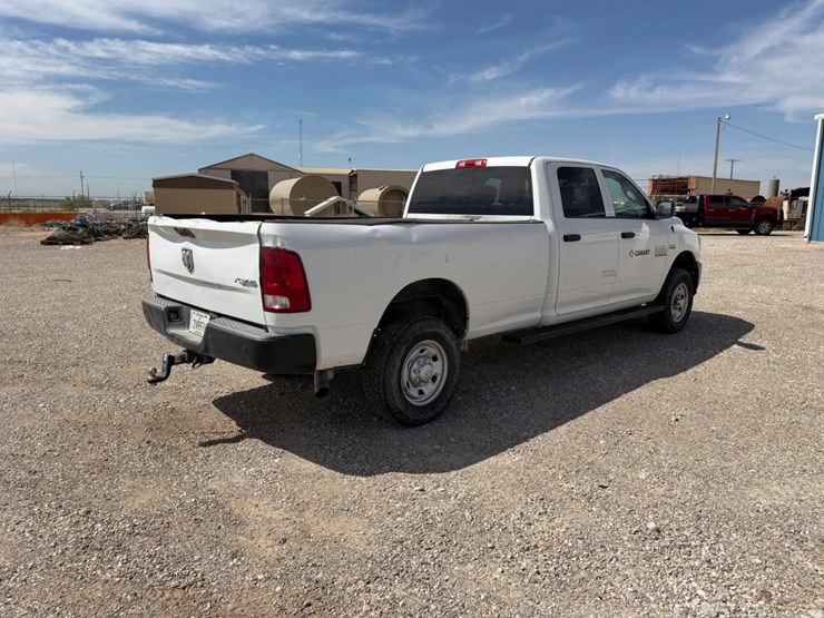 2015-ram-2500-hd-image-4