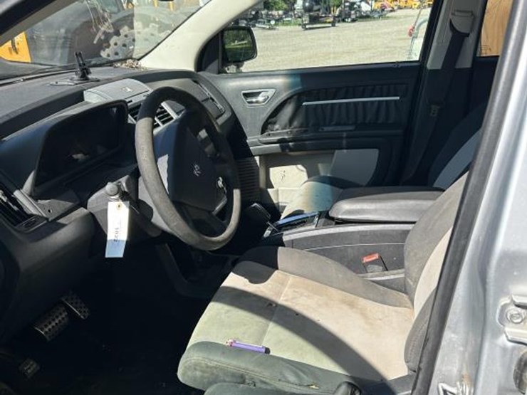 2009-dodge-journey-sxt-image-12