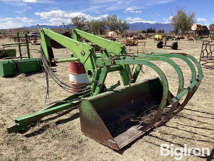 john-deere-148-image-3